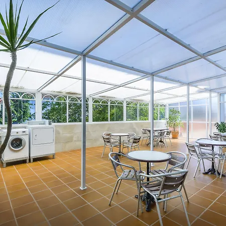 ホステル O Cruceiro *