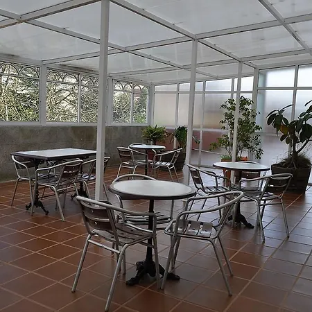 ホステル O Cruceiro *