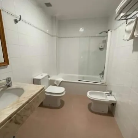 O Cruceiro ホステル カルダス・デ・レイス