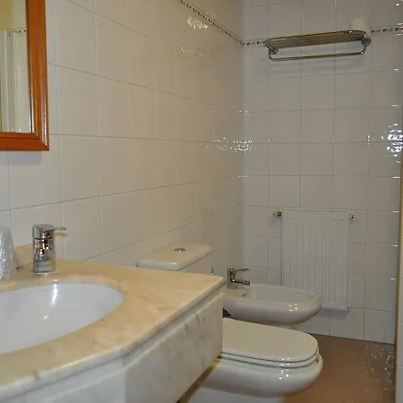 O Cruceiro ホステル