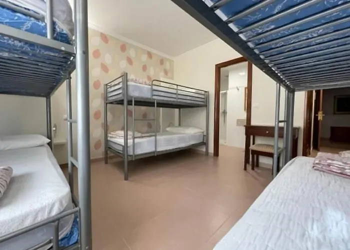 O Cruceiro 호스텔 칼다스 데 레이스