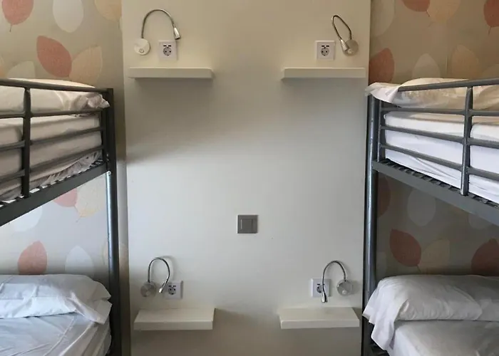 O Cruceiro 호스텔 칼다스 데 레이스